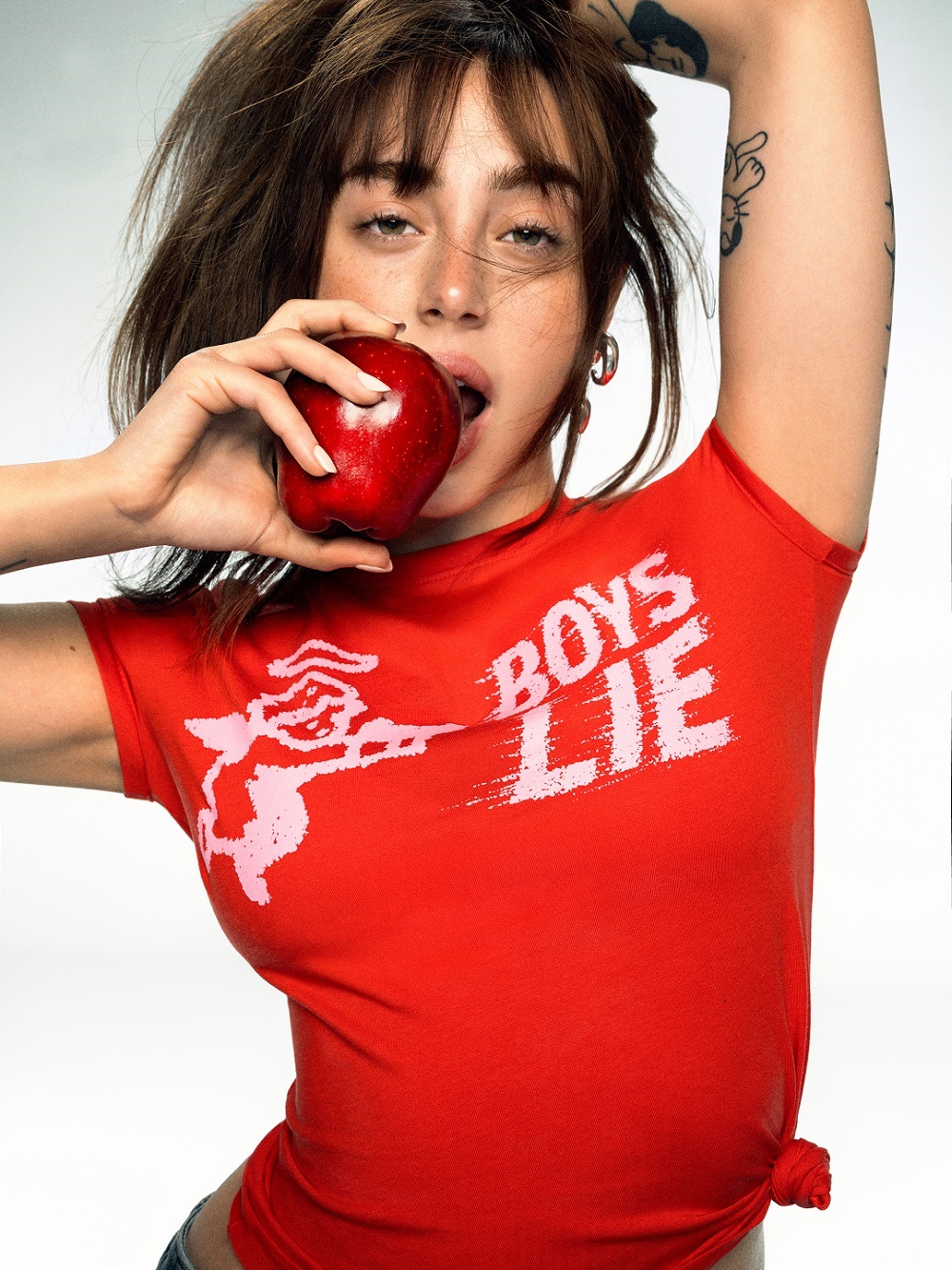 Desigual y Nicki Nicole presentan "Boys lie", su campaña de San Valentín 2026